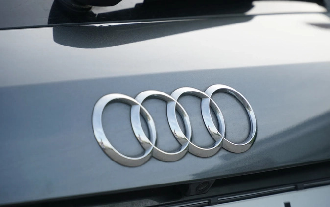 Audi Q3 cena 122800 przebieg: 98000, rok produkcji 2019 z Chęciny małe 497